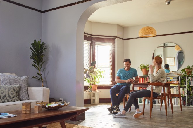 Zillow_Q3report_2017_TC_LivingRoom1_1160